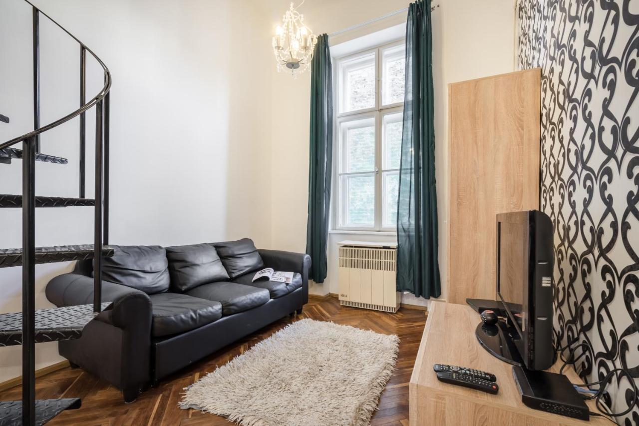 Bpr Robinia Downtown Apartment Budapest Exterior foto